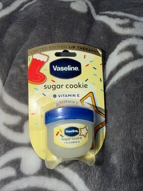 Vaseline Sugar Cookie Lip Therapy with Vitamin E -